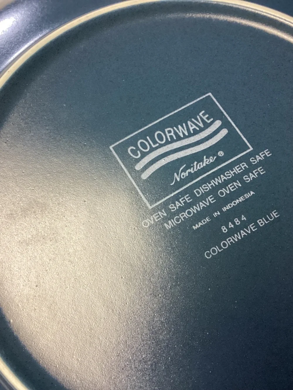 NORITAKE COLORWAVE. BLUE CORNFLOWER PLATES 4 pieces new